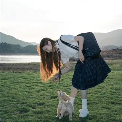 爱在心里怎知道