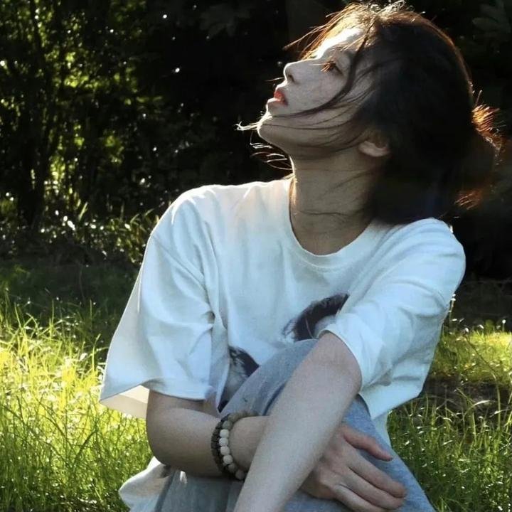 伊妮德